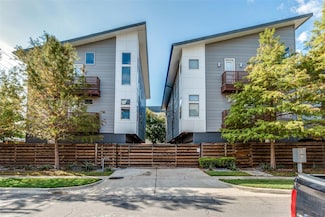 2431 N Garrett Ave Unit 2, Dallas, TX 75206