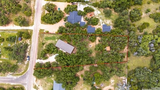 461 Rust Ranch Rd, Blanco, TX 78606