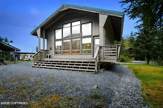 373 Brighton Rd, Girdwood, AK 99587