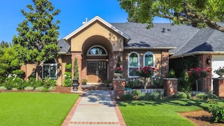 7322 N Geraldine Ave, Fresno, CA 93711