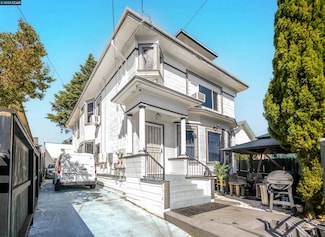 2510 E 21st St, Oakland, CA 94601
