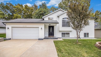 5904 Penny Farm Dr SE, Grand Rapids, MI 49508