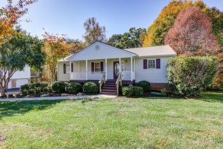 338 Smoketree Ln, Lynchburg, VA 24502