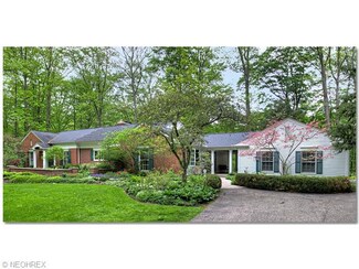 7019 Hillcreek Ln, Gates Mills, OH 44040