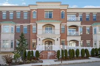 50 Parmley Place, Summit, NJ 07901