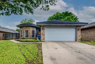 2214 Baltic Ave, Arlington, TX 76011