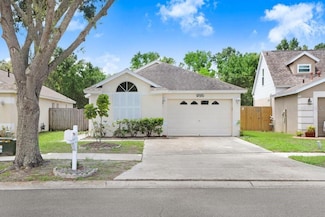 6801 Summer Cove Dr, Riverview, FL 33578