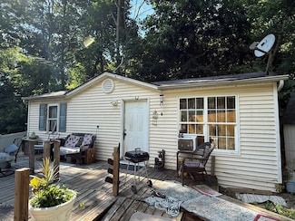 119 County Road 15, South Point, OH 45680