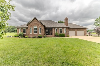 26670 Old Fern Ln, Lebanon, MO 65536