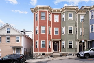 4 Alfred St Unit 3, Jamaica Plain, MA 02130
