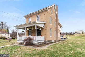 429 Main St, Green Lane, PA 18054