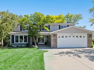 3917 Chester Dr, Glenview, IL 60026