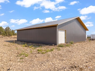 6352 S East Goble Rd, Prineville, OR 97754