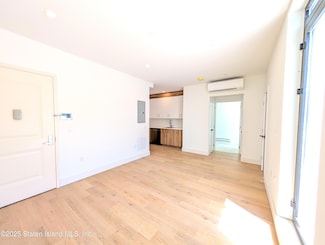 3865 Amboy Rd Unit 4a, Staten Island, NY 10308