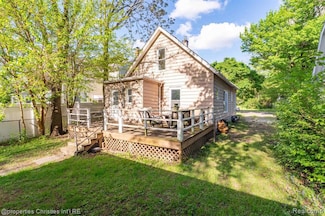 415 Laprairie St, Ferndale, MI 48220