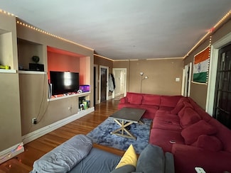 317 Saint Paul St Unit 1, Brookline, MA 02446
