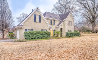 422 Mcelroy Rd, Memphis, TN 38120