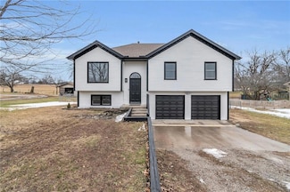 1303 S Oak St, Plattsburg, MO 64477