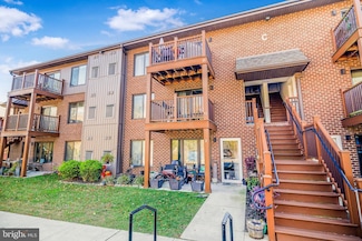 5200 Hilltop Dr Unit 42, Brookhaven, PA 19015