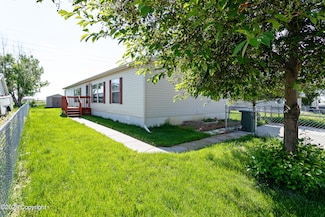 2205 Cheryl Ave, Gillette, WY 82718