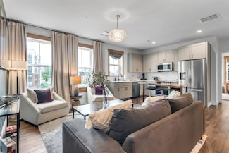 612 21st Ave N Unit 313, Nashville, TN 37203