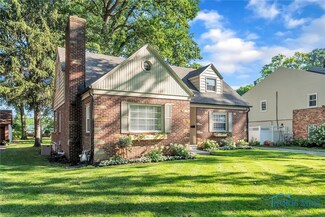 2264 Burroughs Dr, Toledo, OH 43614