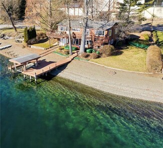 10946 W Lake Rd, Hammondsport, NY 14840