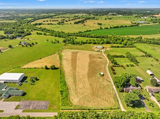 1180 Faulkner Ln, Danville, KY 40422