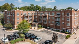 515 Main St Unit 211, West Chicago, IL 60185