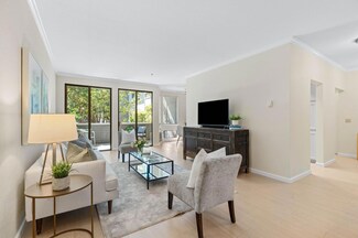 22330 Homestead Rd Unit 107, Cupertino, CA 95014