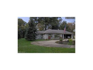 4260 E River Rd, Sheffield Village, OH 44054