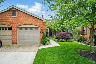 5627 Dickens Dr, Cincinnati, OH 45241