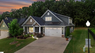 500 Briar Oaks Ln, Simpsonville, SC 29681