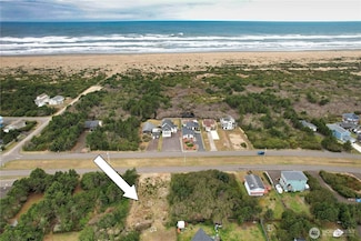 680 Ocean Shores Blvd SW, Ocean Shores, WA 98569