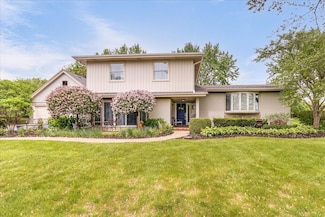 25482 W Lake Shore Dr, Barrington, IL 60010