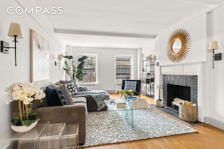 12 E 88th St Unit 9C, New York, NY 10128
