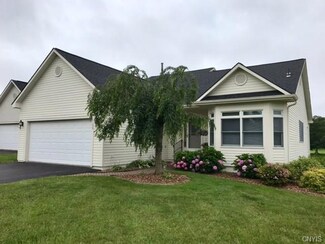 5199 Pointe Dr E, Jamesville, NY 13078