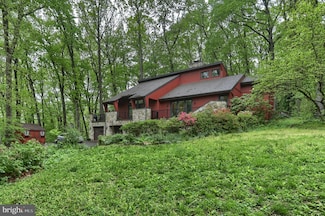 38 Banbury Rd, Hummelstown, PA 17036