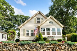 42 Manning Rd, Lynn, MA 01902