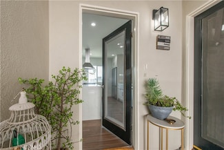 313 Raymondale Dr Unit D, South Pasadena, CA 91030