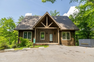 910 Saddle Creek Way, Sevierville, TN 37862