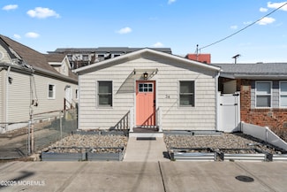 24 Highland Ave, Keansburg, NJ 07734