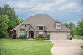 709 E Lawson Rd, Jonesboro, AR 72404