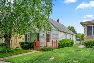 3749 S 14th St, Milwaukee, WI 53221
