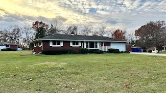 1070 Walkerton Trail, Walkerton, IN 46574