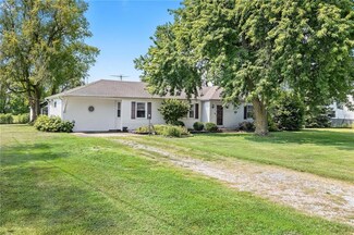 584 E Emma St, Osborn, MO 64474