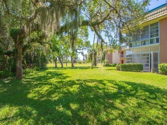 7 Vista Gardens Trail Unit 105, Vero Beach, FL 32962