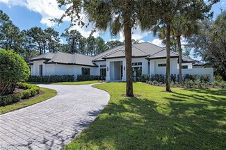 2700 Buckthorn Way, Naples, FL 34105
