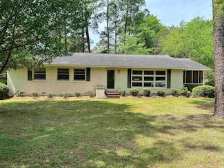 905 Willcox Ave, Marion, SC 29571