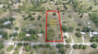 880 Evans Rd, Labelle, FL 33935
